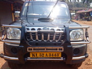 Mahindra Scorpio Black colour